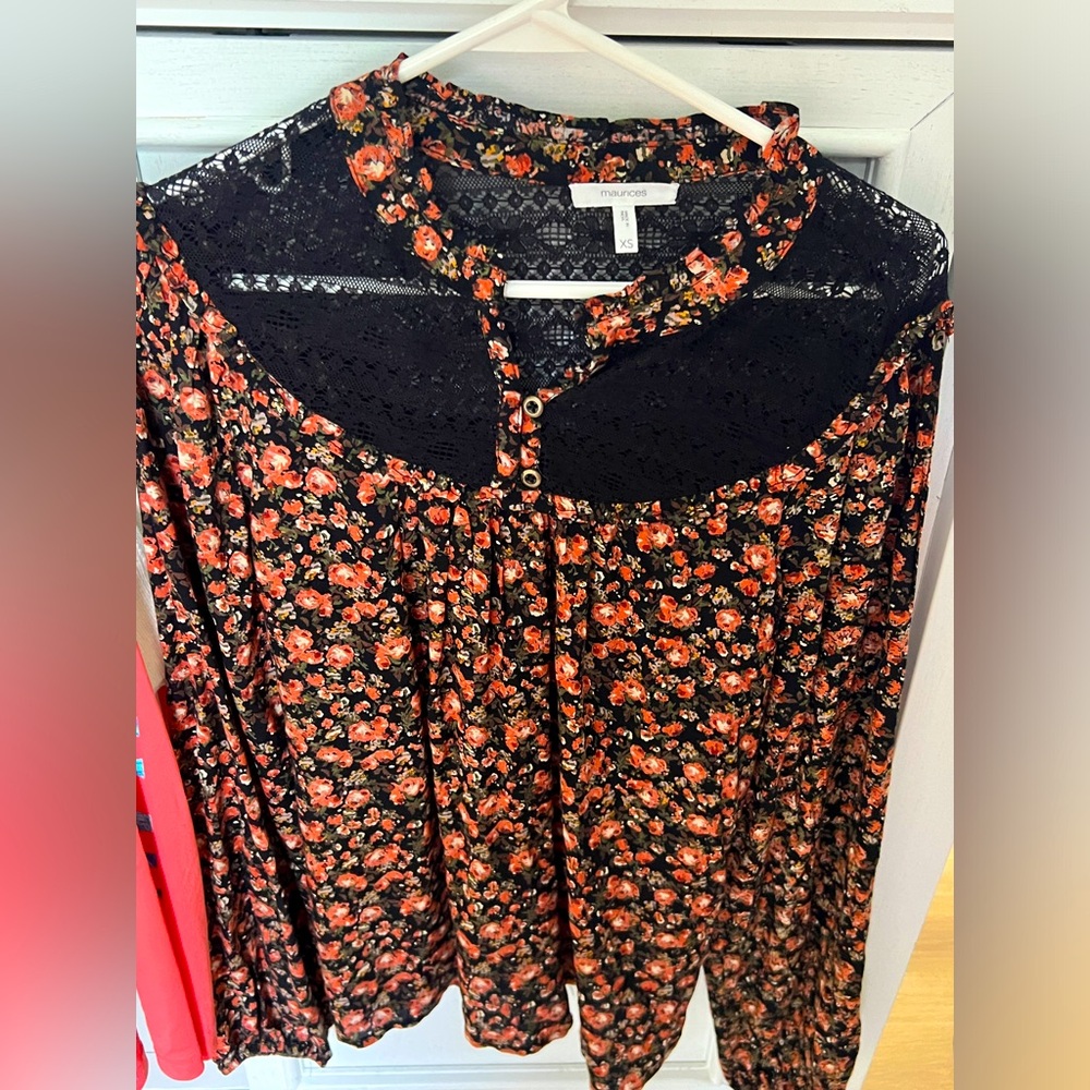 Maurice’s top